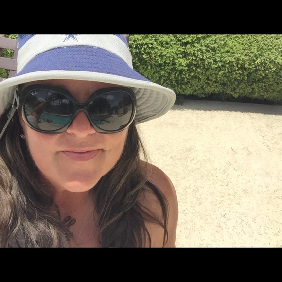 Profile Picture of Tammy Dougherty (@shegotgame50) on Poshmark