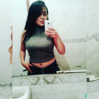 Profile Picture of Paula Paro (@PaulaParo2) on Twitter