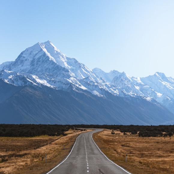 Profile Picture of Wong G (@wonxer) on Poshmark