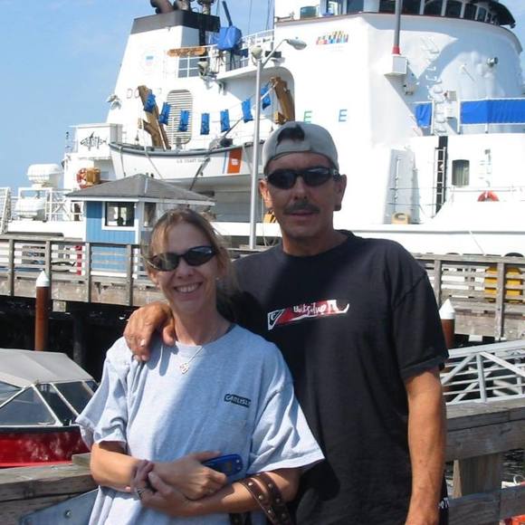 Profile Picture of Dave Martinez (@davidnshiela) on Poshmark