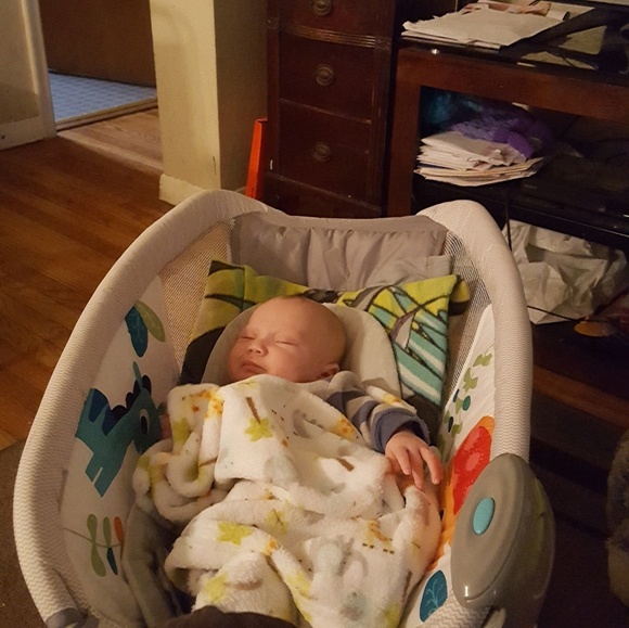 Profile Picture of Pamela Fletcher (@pamelafletcher) on Poshmark