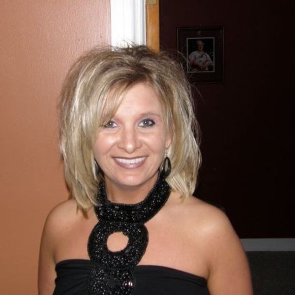 Profile Picture of Janet Hester latham (@janetlatham) on Poshmark