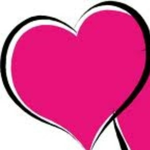 Profile Picture of Paulette Martinez (@paubellamtz) on Poshmark