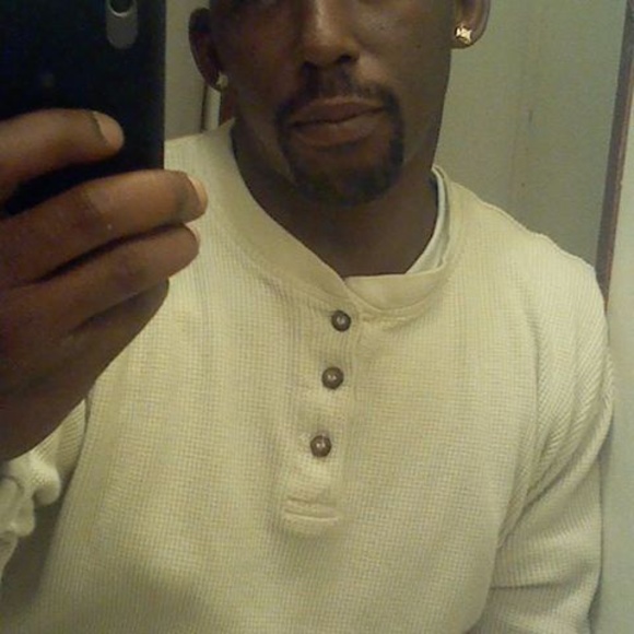 Profile Picture of Welton Booker (@weltonbooker) on Poshmark