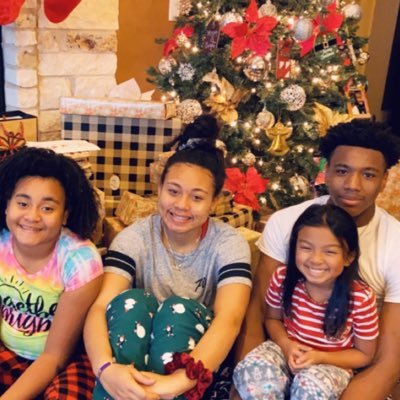 Profile Picture of Truly Nguyen (@___Truly) on Twitter