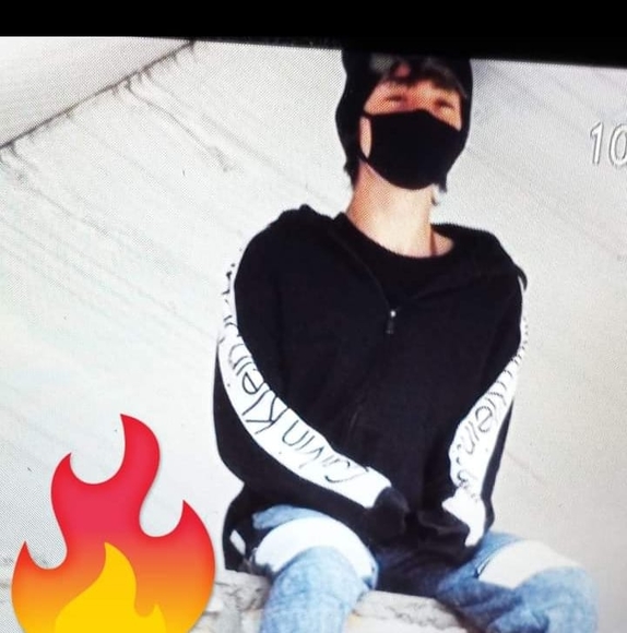 Profile Picture of Chris Heavner (@heavner4818) on Poshmark