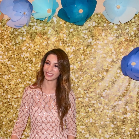 Profile Picture of Fatima Ahmed (@fattyma62) on Poshmark