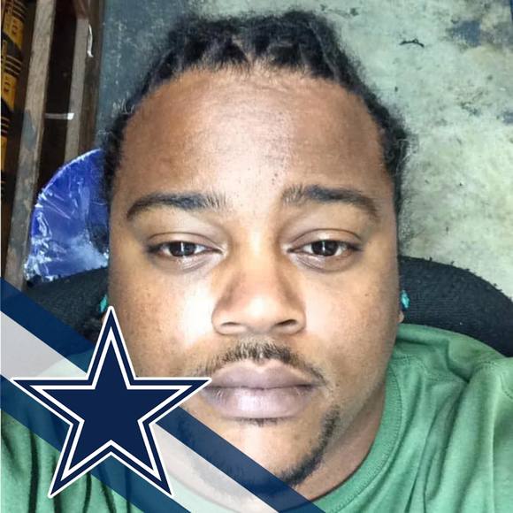 Profile Picture of Rico Olley (@ricoolley) on Poshmark