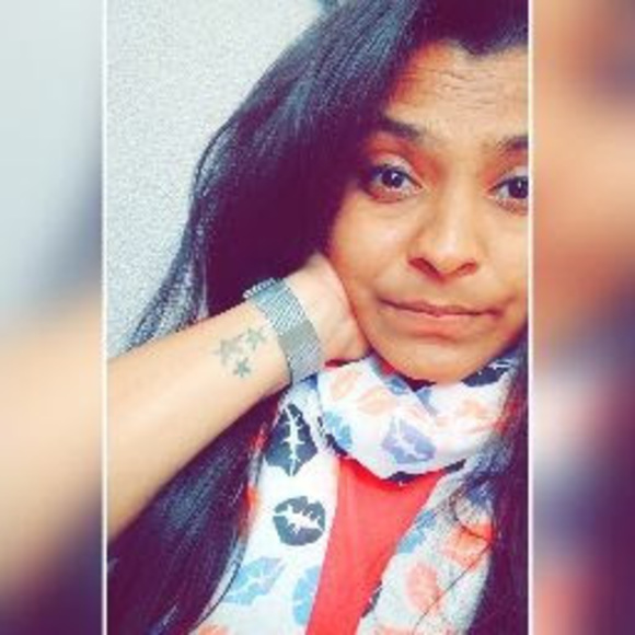 Profile Picture of Jaini Pokar (@jainipokar08) on Poshmark