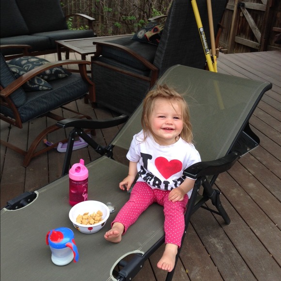 Profile Picture of Claudia Foisie (@claudiafoisie) on Poshmark