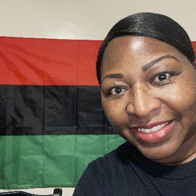 Profile Picture of Sherry Sherrill (@sherrysherrill) on Twitter