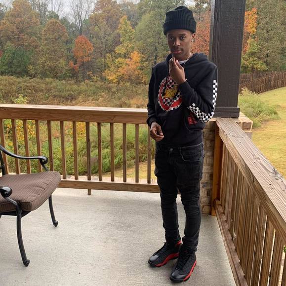 Profile Picture of Javis Terrell (@javisterrell) on Poshmark