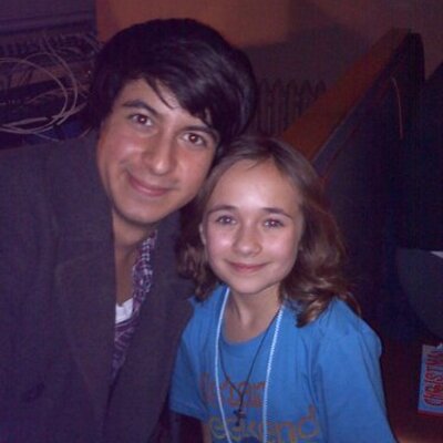 Profile Picture of Julia Tolmachev Is A WHORE (@IAmAOrange) on Twitter