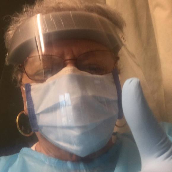 Profile Picture of Nelda Baumgarner (@felicia50237) on Poshmark