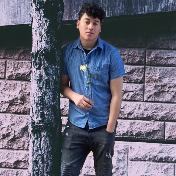 Profile Picture of Bryan Alvarez (@bryanalvarez876) on Poshmark