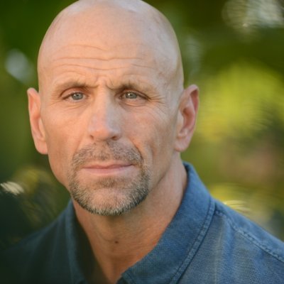 Profile Picture of Psychic Chris Dufresne (@ChannelingChris) on Twitter