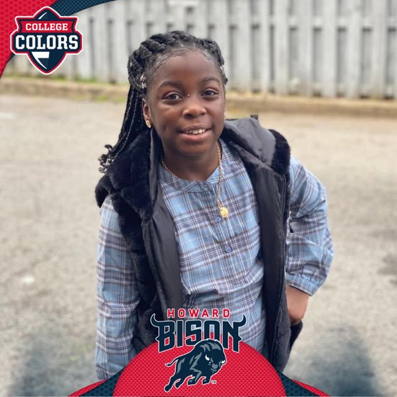 Profile Picture of Johnette Moore (@johnette23) on Poshmark