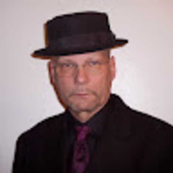 Profile Picture of Scott Mccay (@srmccay) on Poshmark