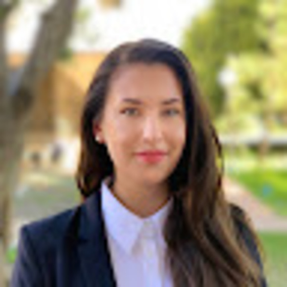 Profile Picture of Isabella Karlsson (@i_karlsson) on Poshmark