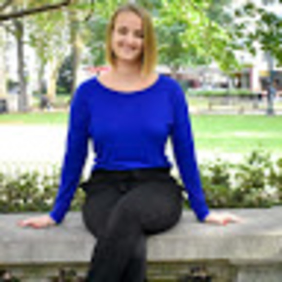 Profile Picture of Kristy Runzer (@kmr5252) on Poshmark