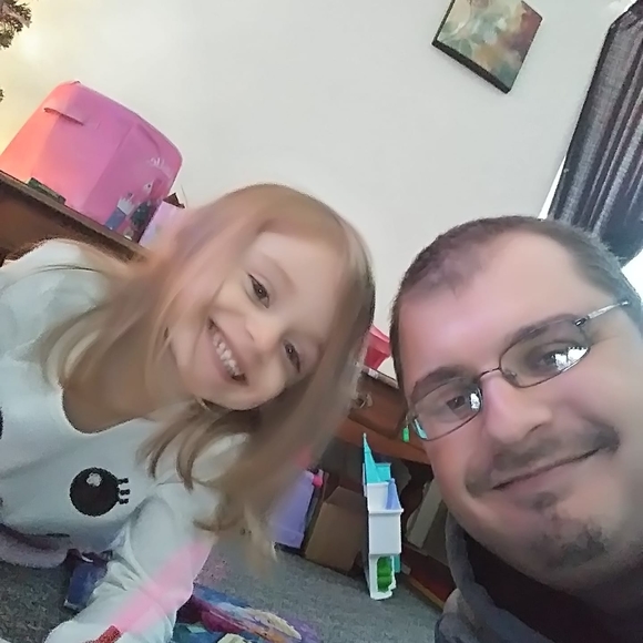 Profile Picture of Garrett Mitchell (@gmitchell238) on Poshmark