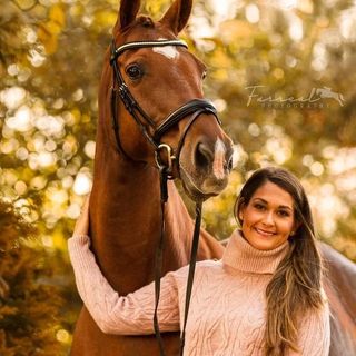 Profile Picture of Chloe McGuirk (@chloemcguirk) on Instagram