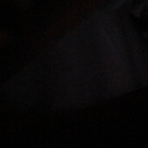 Profile Picture of Amanda Hollywood (@amandahollywood) on Poshmark