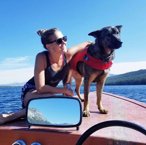 Profile Picture of Dorota Owczarek (@dosia880) on Poshmark