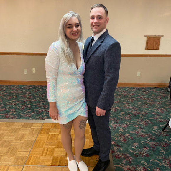 Profile Picture of Iris Campbell (@irisparasca) on Poshmark