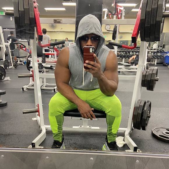 Profile Picture of Jay Nuisance (@supertriz) on Poshmark