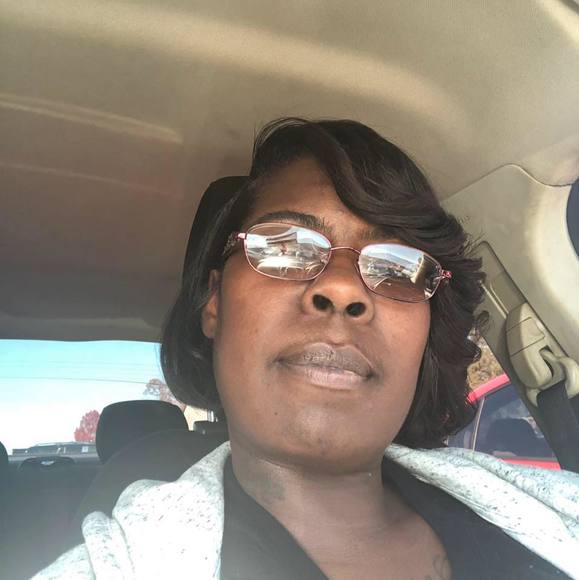 Profile Picture of Rashema Wiggins (@rashema35) on Poshmark