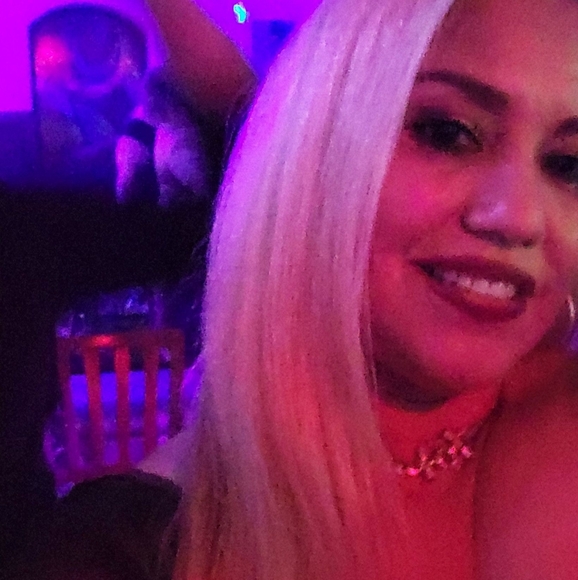 Profile Picture of Yamilesita Sisco (@yamilesisco) on Poshmark