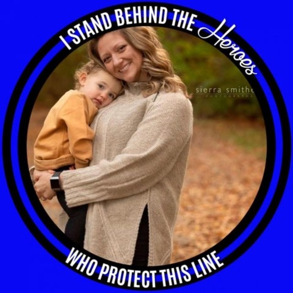 Profile Picture of Christine Shugart (@clmirochna) on Poshmark