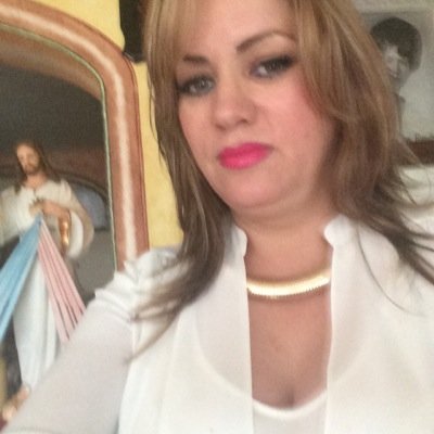 Profile Picture of Lily Leon (@lilyleon13) on Twitter