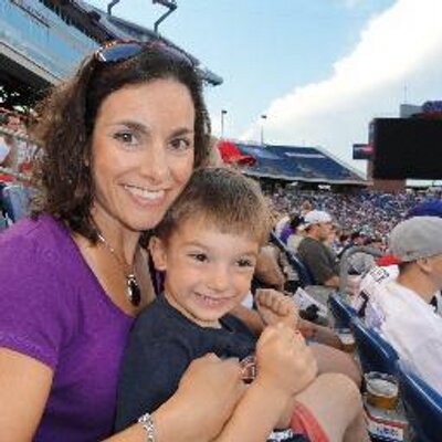 Profile Picture of Debra Newton (@debranewton5) on Twitter