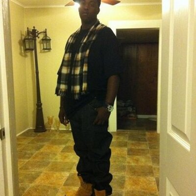 Profile Picture of Derrick Tanner (@dMFnice) on Twitter