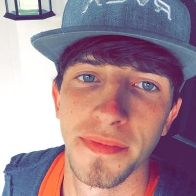 Profile Picture of ~MURDER~ (@@ScaredyMattCast) on Twitter