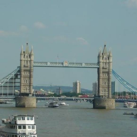 Profile Picture of Alice Chao (@alicechao9) on Poshmark