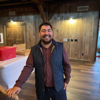 Profile Picture of Devin Earl (@dev_earl) on Instagram