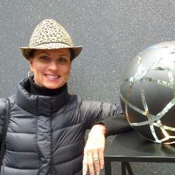 Profile Picture of Iva Drebitko (@well_being23) on Twitter