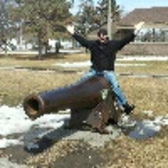 Profile Picture of Christopher Jacob (@topher8284) on Poshmark