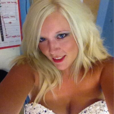 Profile Picture of Hayley Egan (@@hayleyegan86) on Twitter