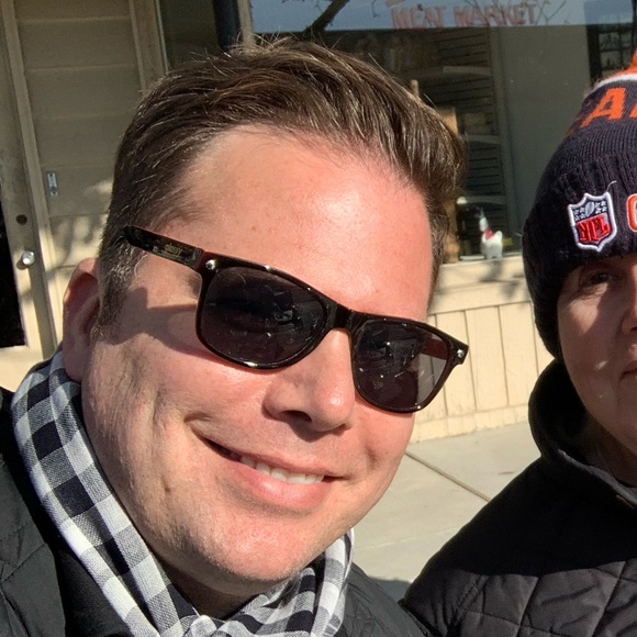 Profile Picture of Andrew Tatlock (@andrewtatlock) on Poshmark