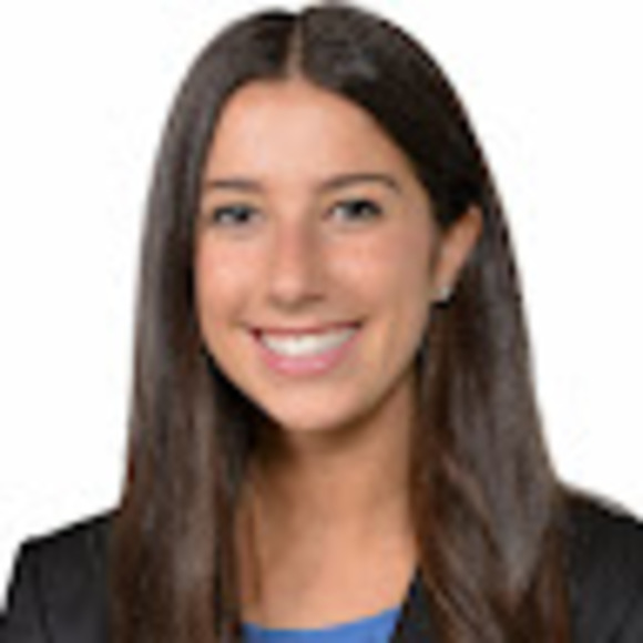 Profile Picture of Allison Giller (@arg1145) on Poshmark