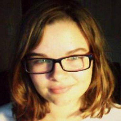 Profile Picture of Alexa Hensleyon Twitter