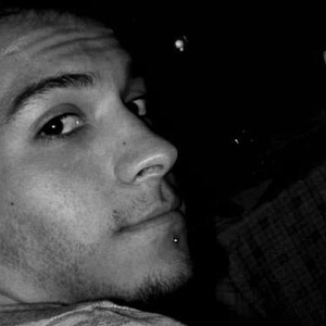 David Everson - Myspace Profile Picture of David Everson (@livin_davi) on Myspace