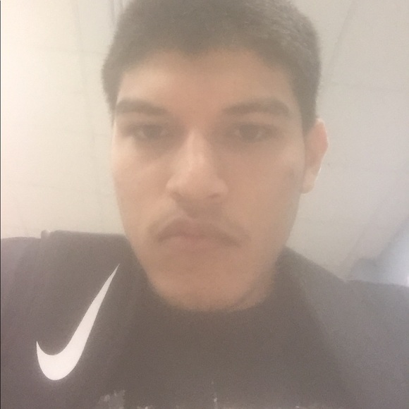 Profile Picture of Alejandro Pena (@alexpena567) on Poshmark