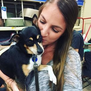 Profile Picture of Crystal Pino (@crystalpino17) on Twitter