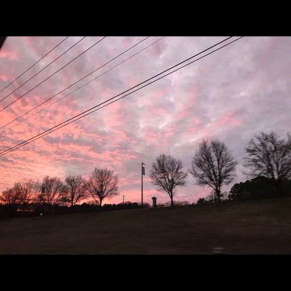 Profile Picture of Hailey Weiner (@haileysw117) on Poshmark