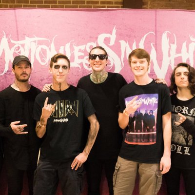 Profile Picture of Bryce Hammond (@Guitar_Junkie0) on Twitter